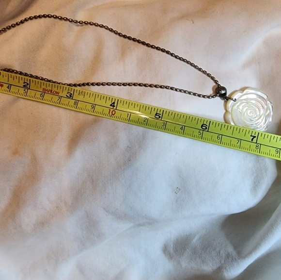 Vintage Abalone & Sterling Rose Necklace - Picture 6 of 6